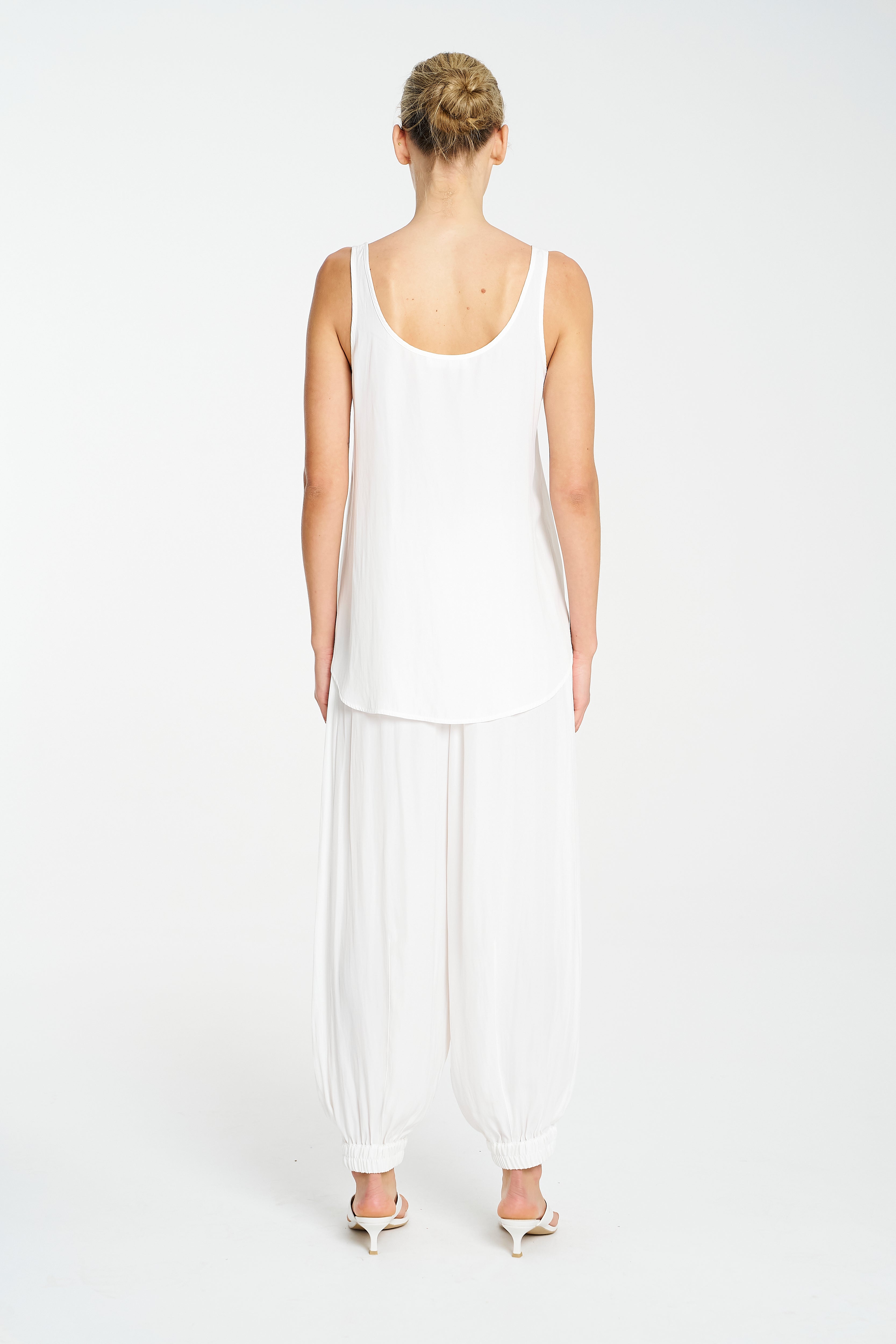 F67 7090 HALO TANK - Mela Purdie