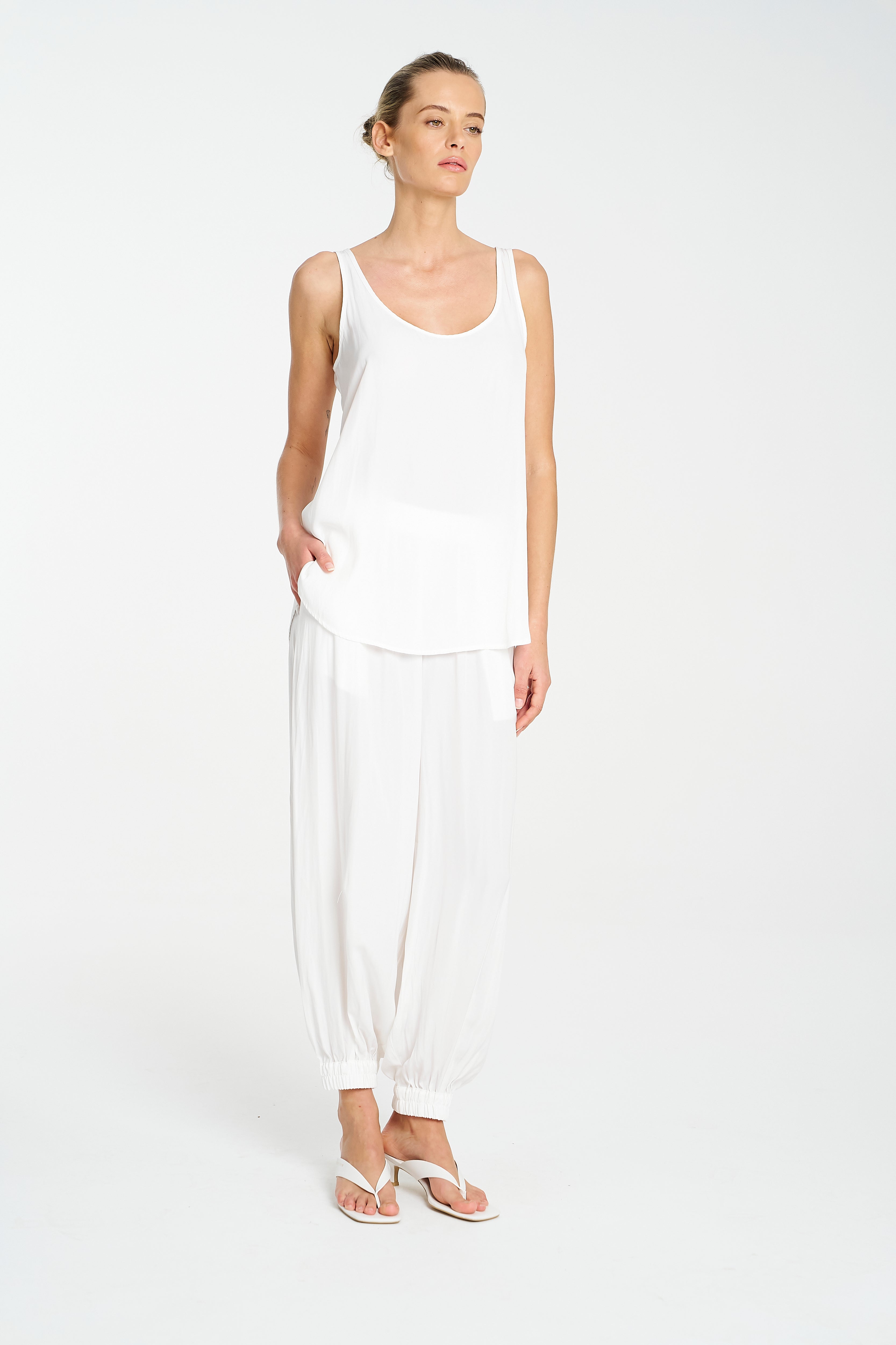 F67 7090 HALO TANK - Mela Purdie