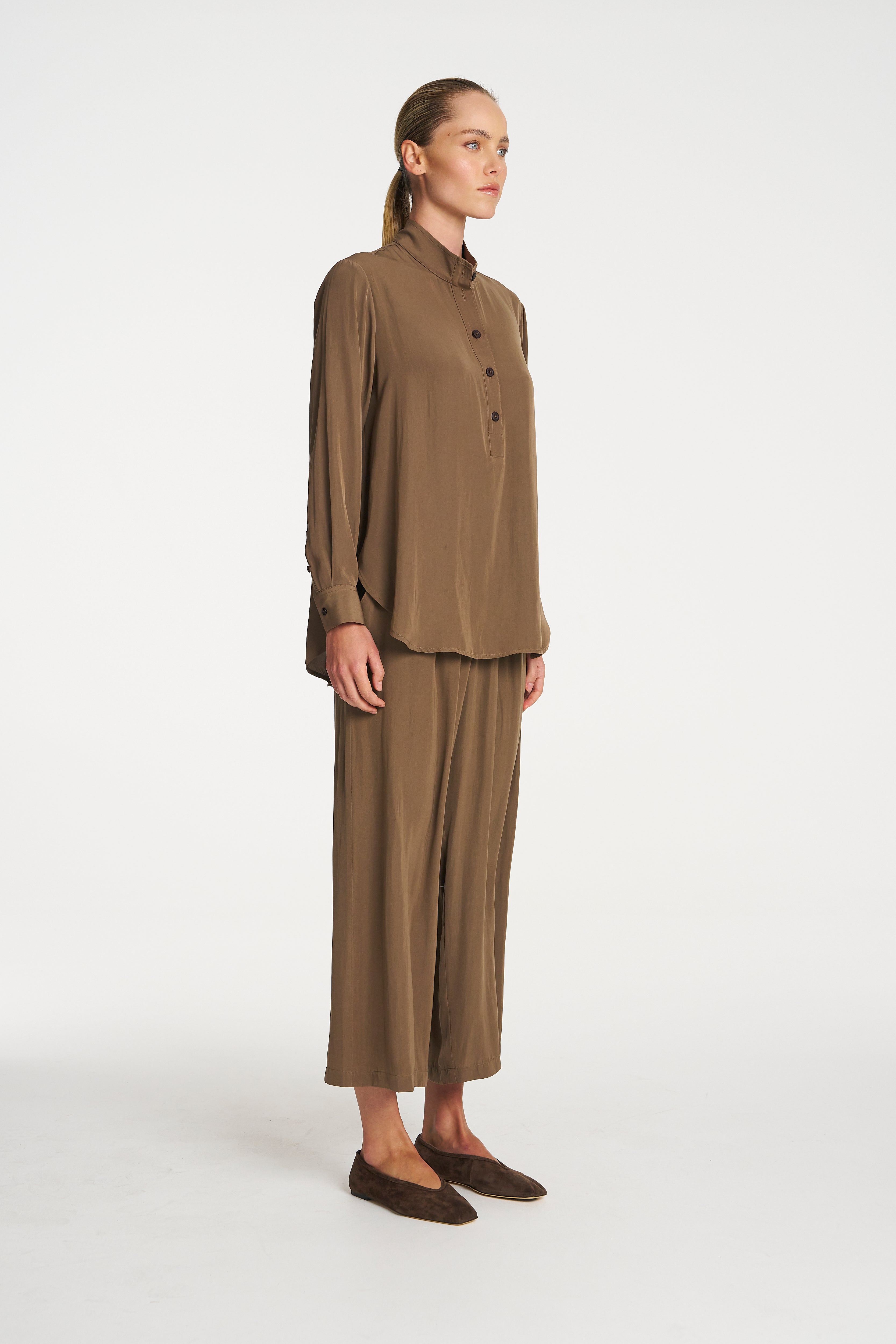 F67 8954 SWISH TAB SHIRT - MELA PURDIE
