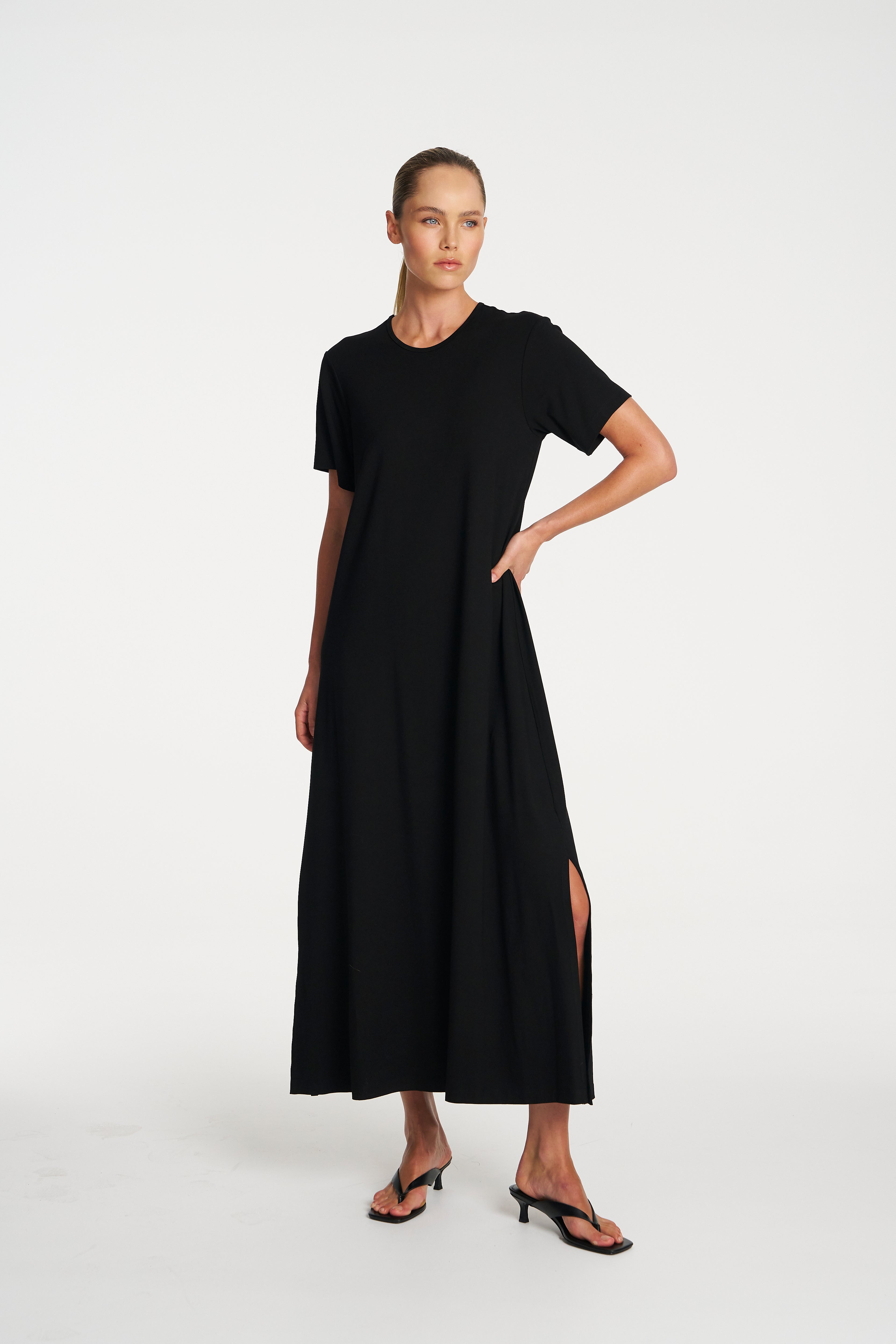 BOX T DRESS - Black - MELA PURDIE