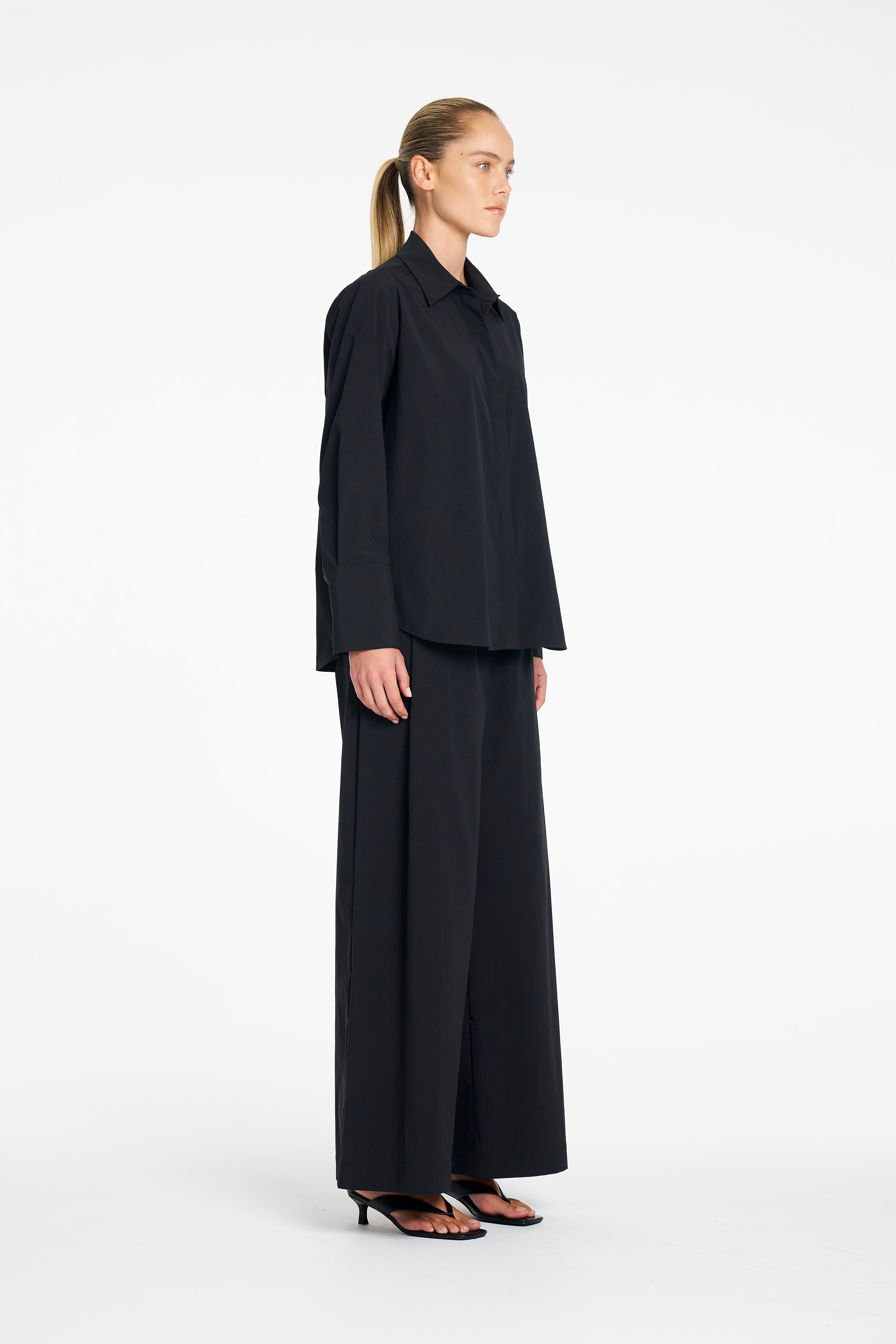 SMOOTH SHIRT - Black - MELA PURDIE
