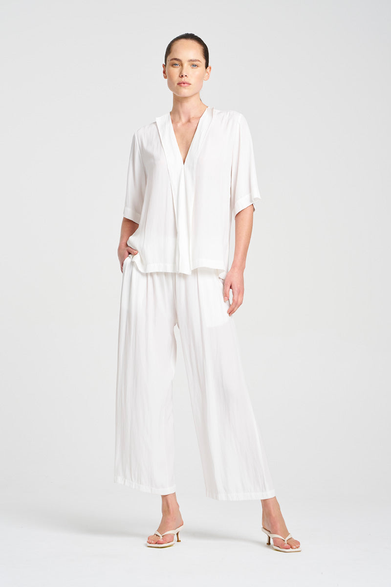 F67 8567 RIBBON EDGE PLAZA - Mela Purdie