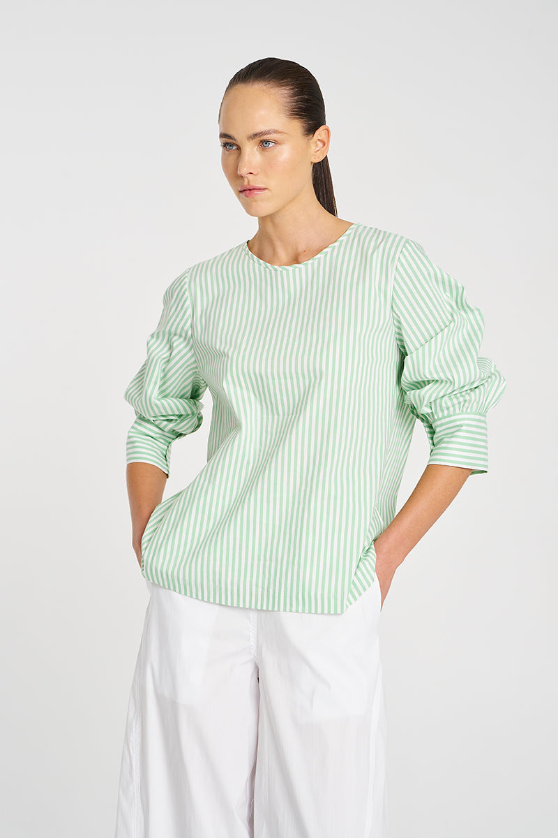 F731 8786 RESORT TOP