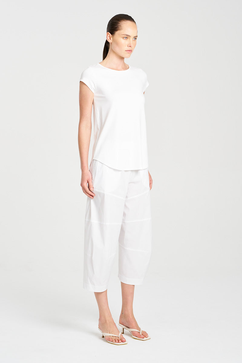 F01 2135 CAFE T - Mela Purdie