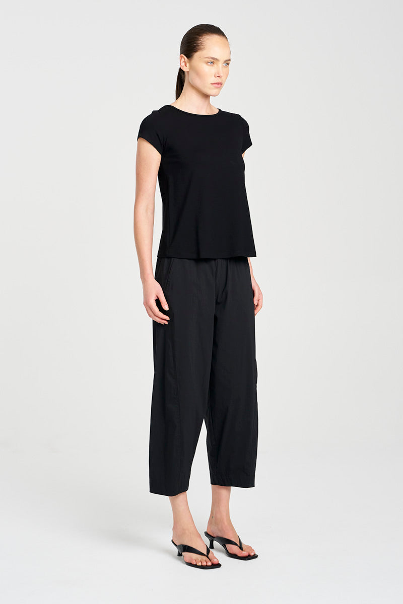 F01 2135 CAFE T - Mela Purdie