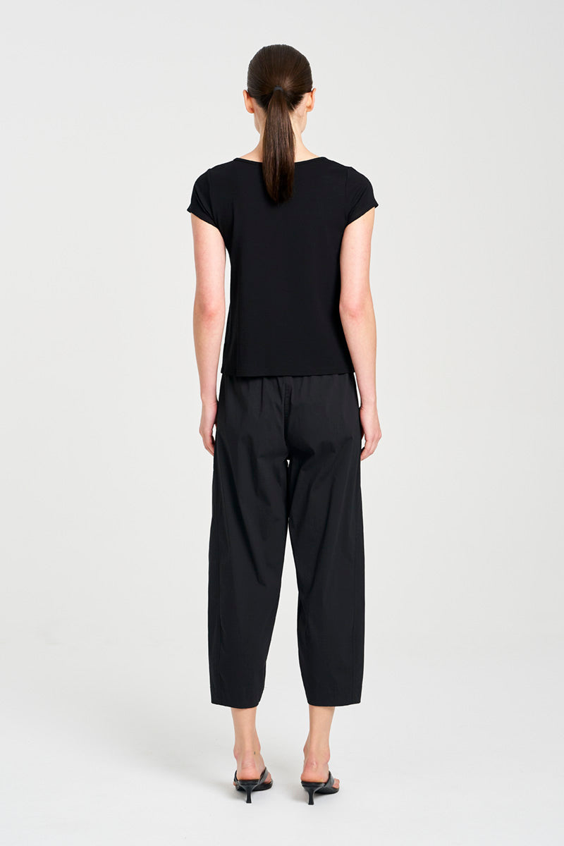 F01 2135 CAFE T - Mela Purdie