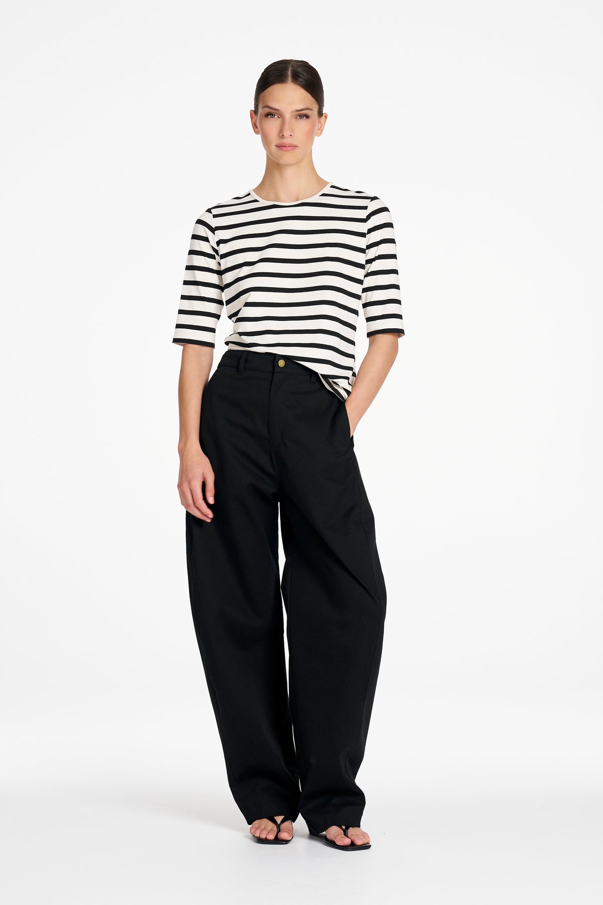 HALF SLEEVE TOP - White/Black