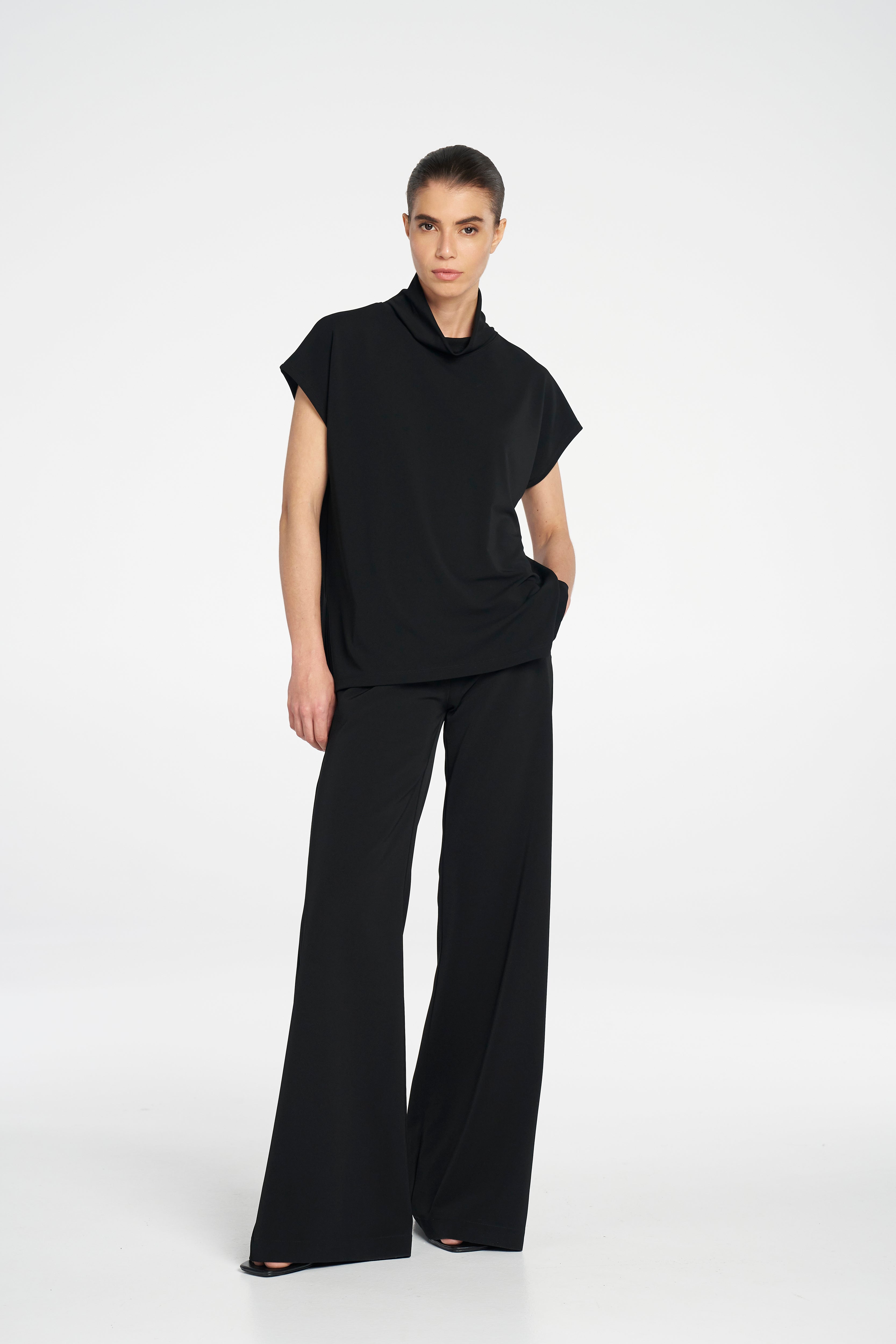 F007 8233 FUNNEL SHELLÂ -Â Mela Purdie