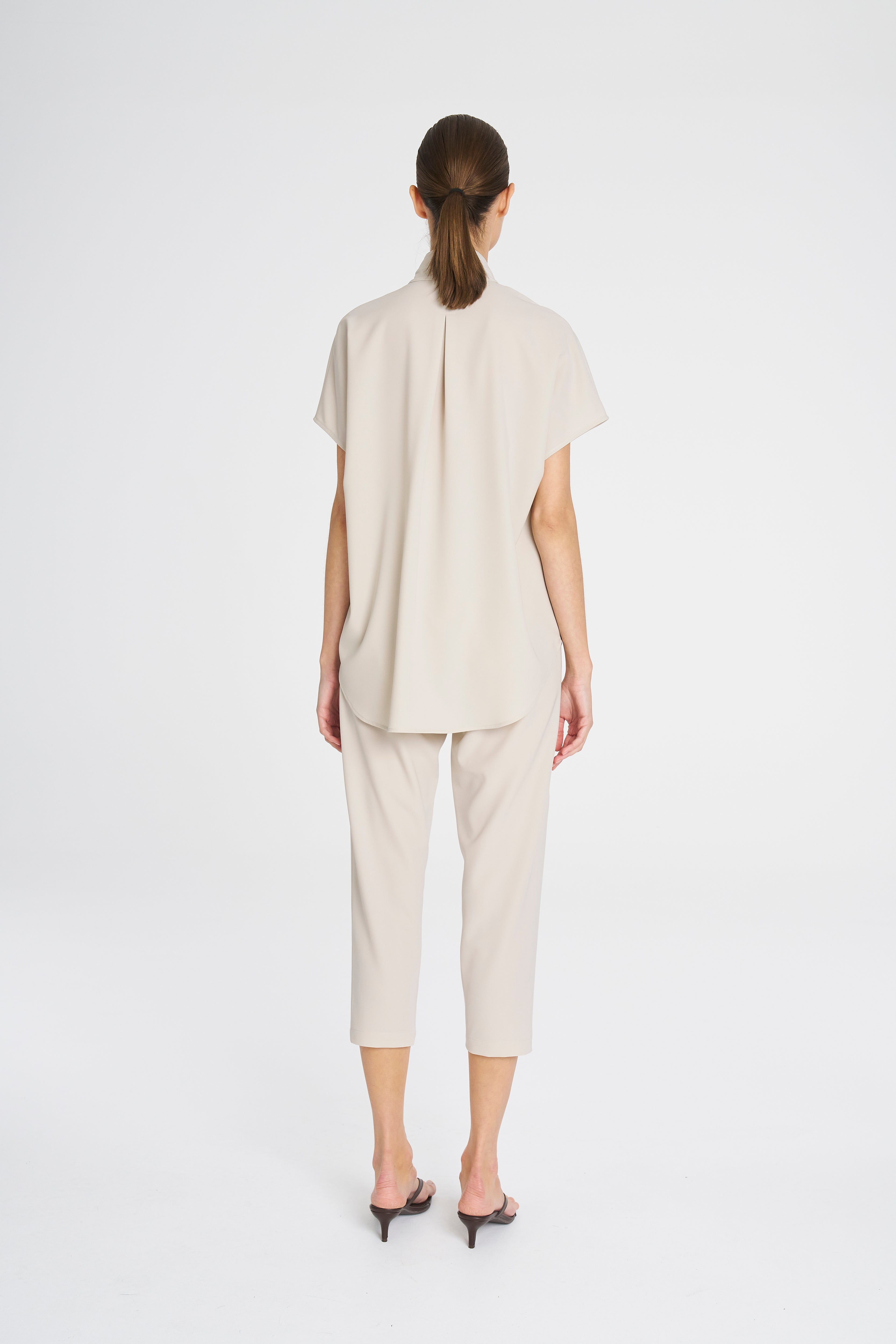 F618 8646 TAB STAND SHELL - MELA PURDIE