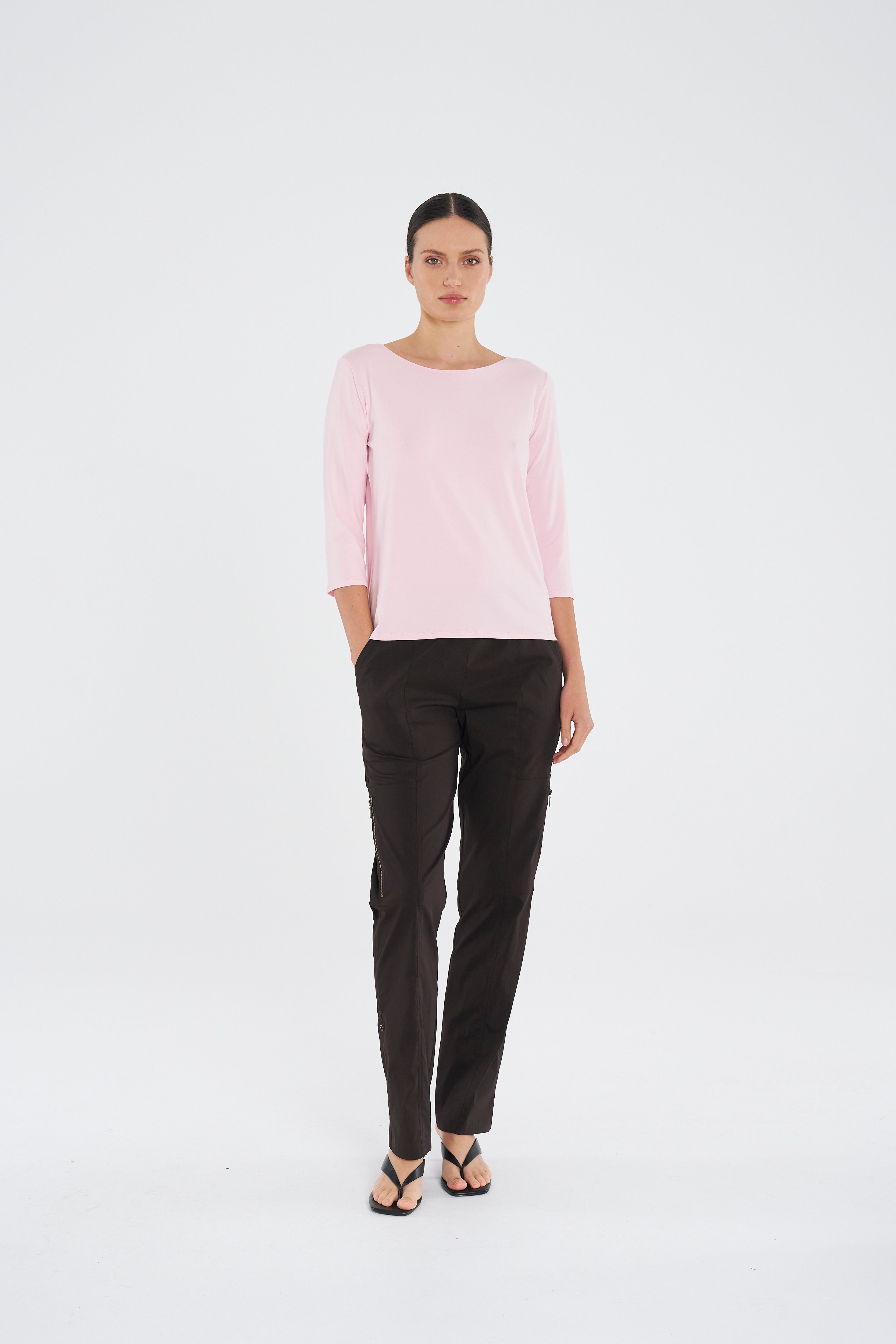 F01 2630 RELAXED BOAT NECK