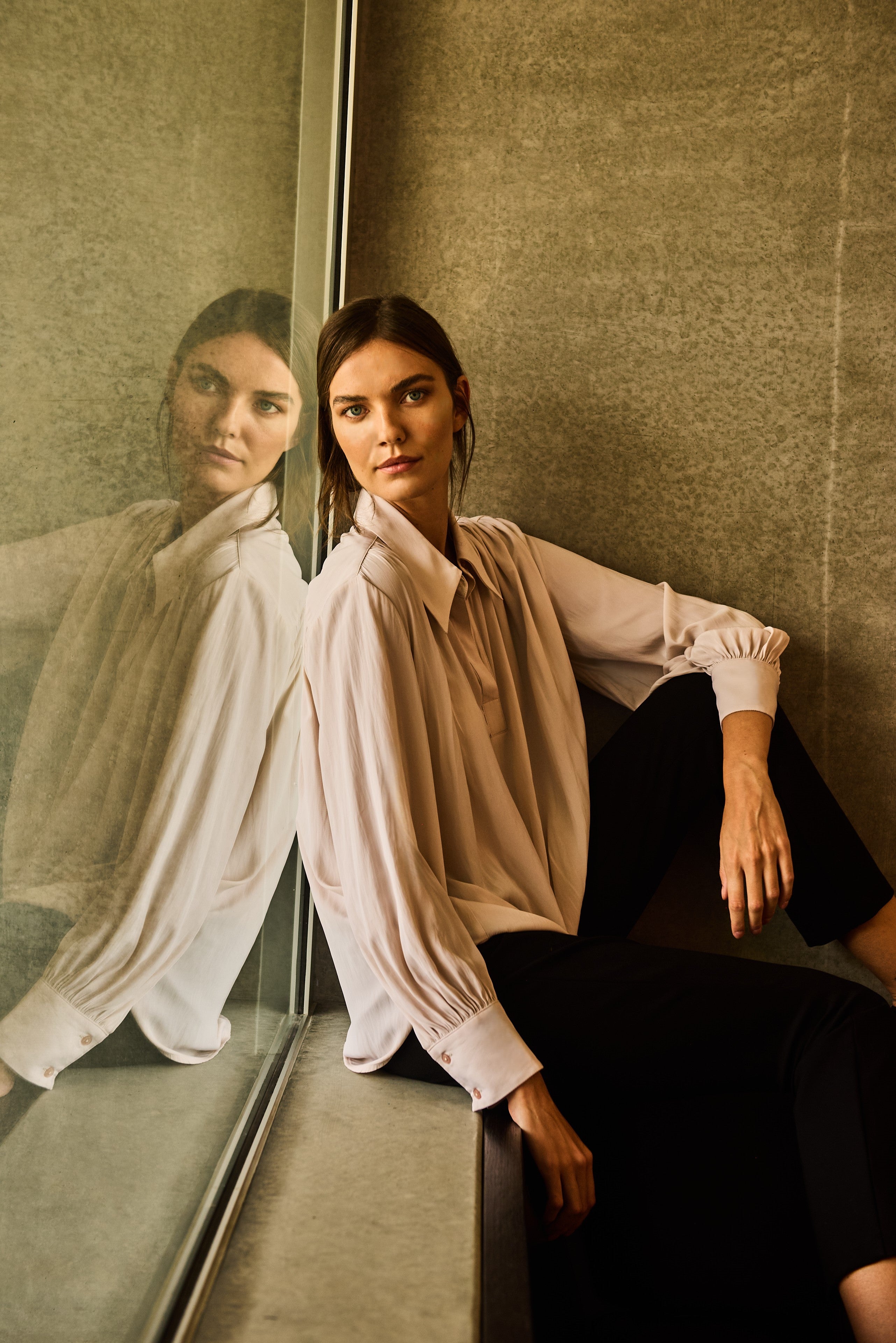 F67 8984 GATHERED BLOUSE - MELA PURDIE