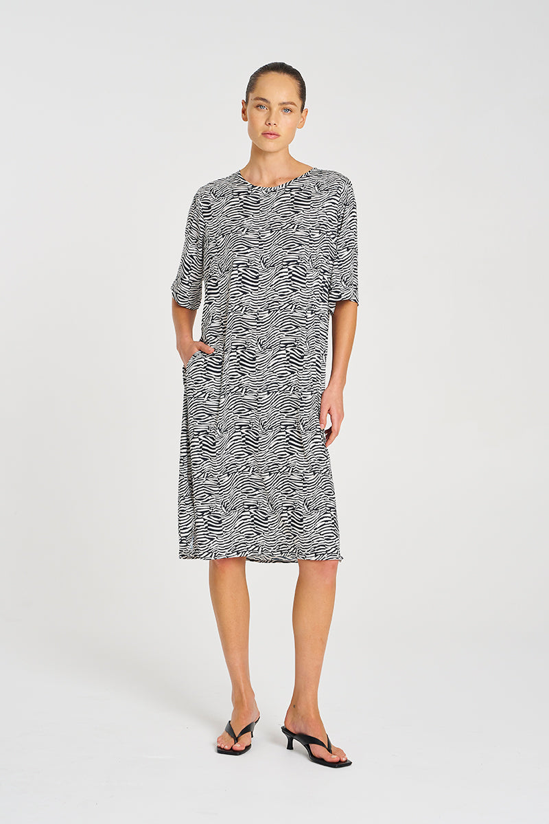 F846 3004 PLAZA DRESS