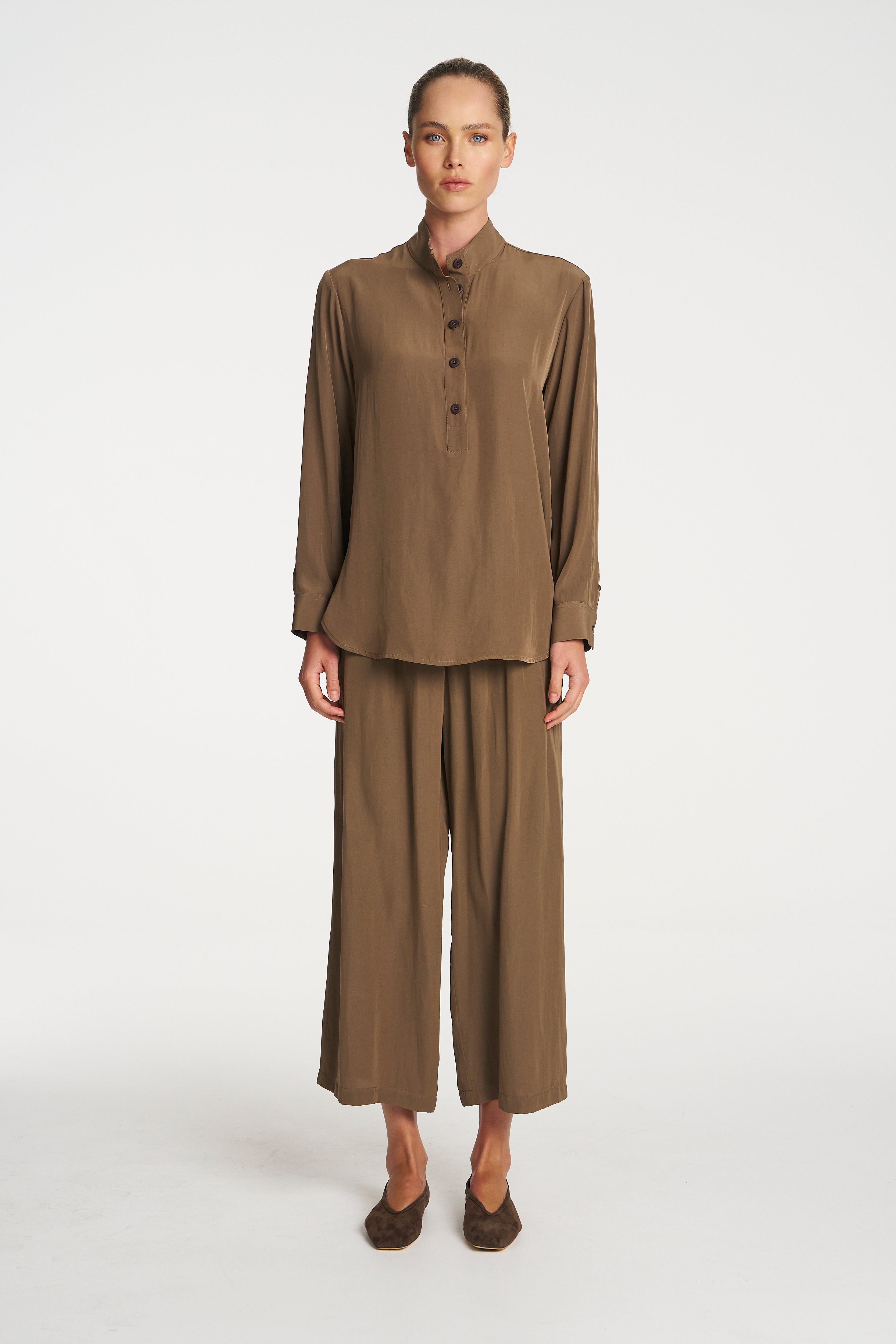 F67 8954 SWISH TAB SHIRT - MELA PURDIE