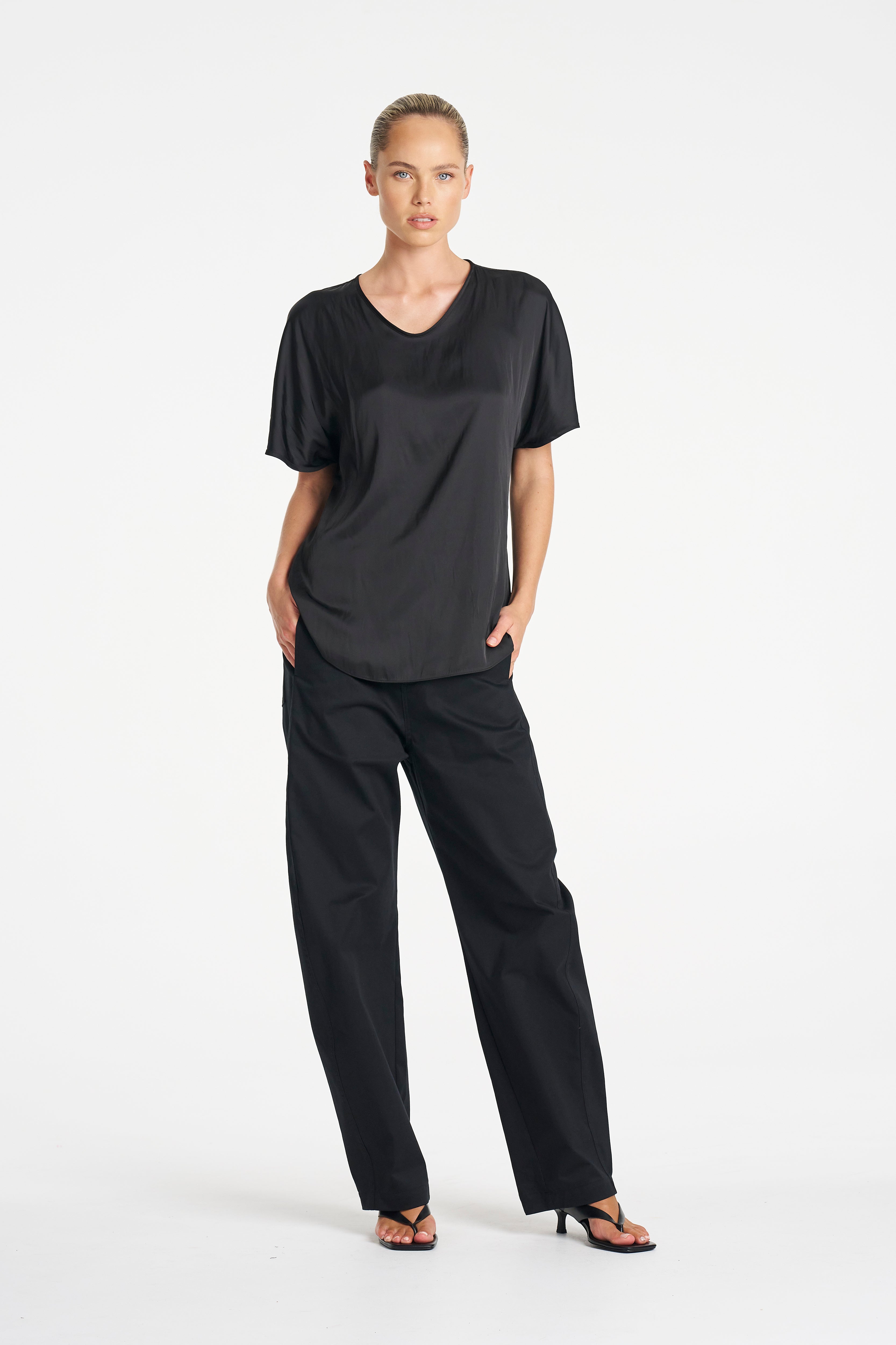 RAGLAN SHELL - Satin Black - MELA PURDIE