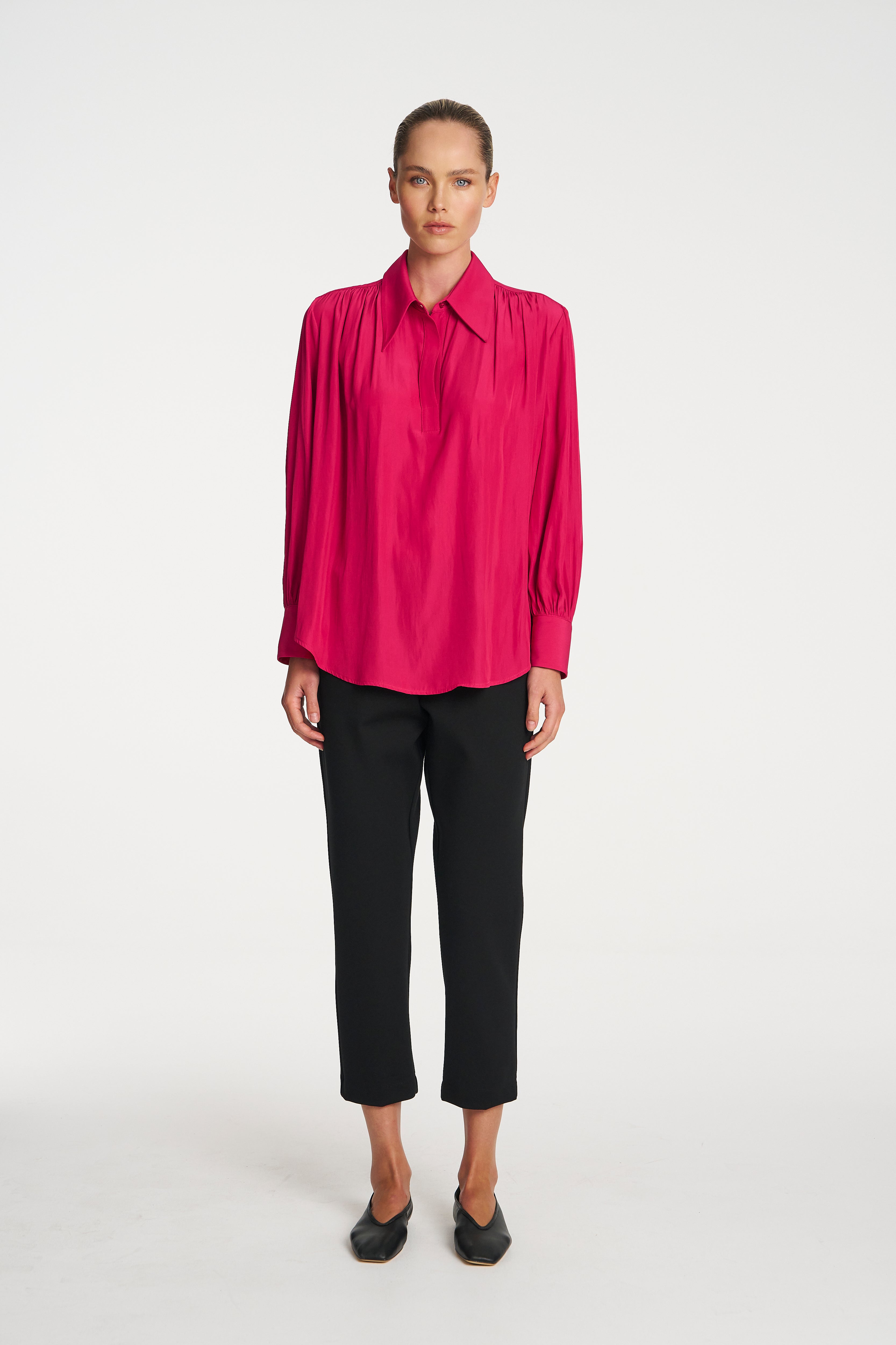 F67 8984 GATHERED BLOUSE - MELA PURDIE