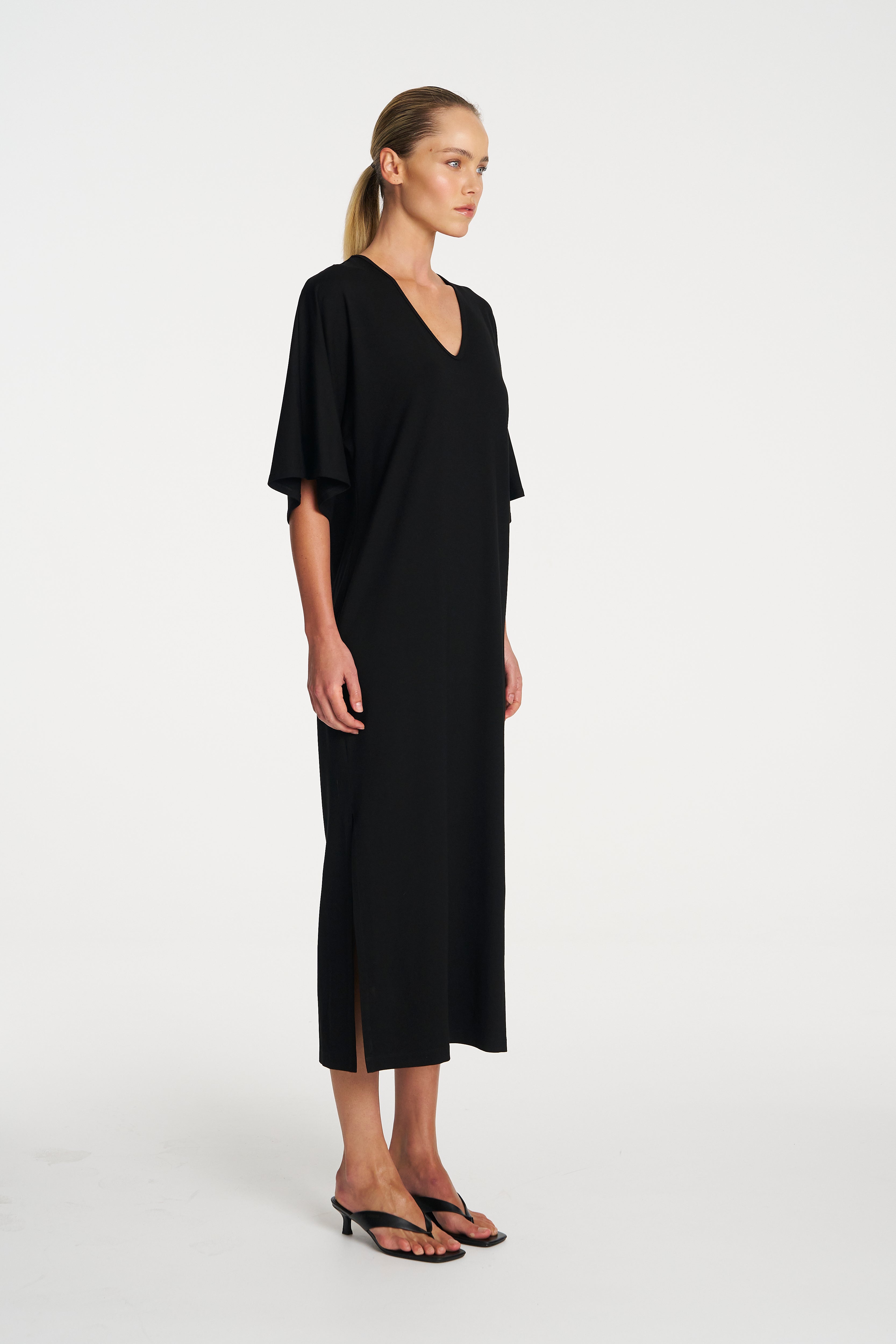 DOLMAN DRESS - Black - MELA PURDIE