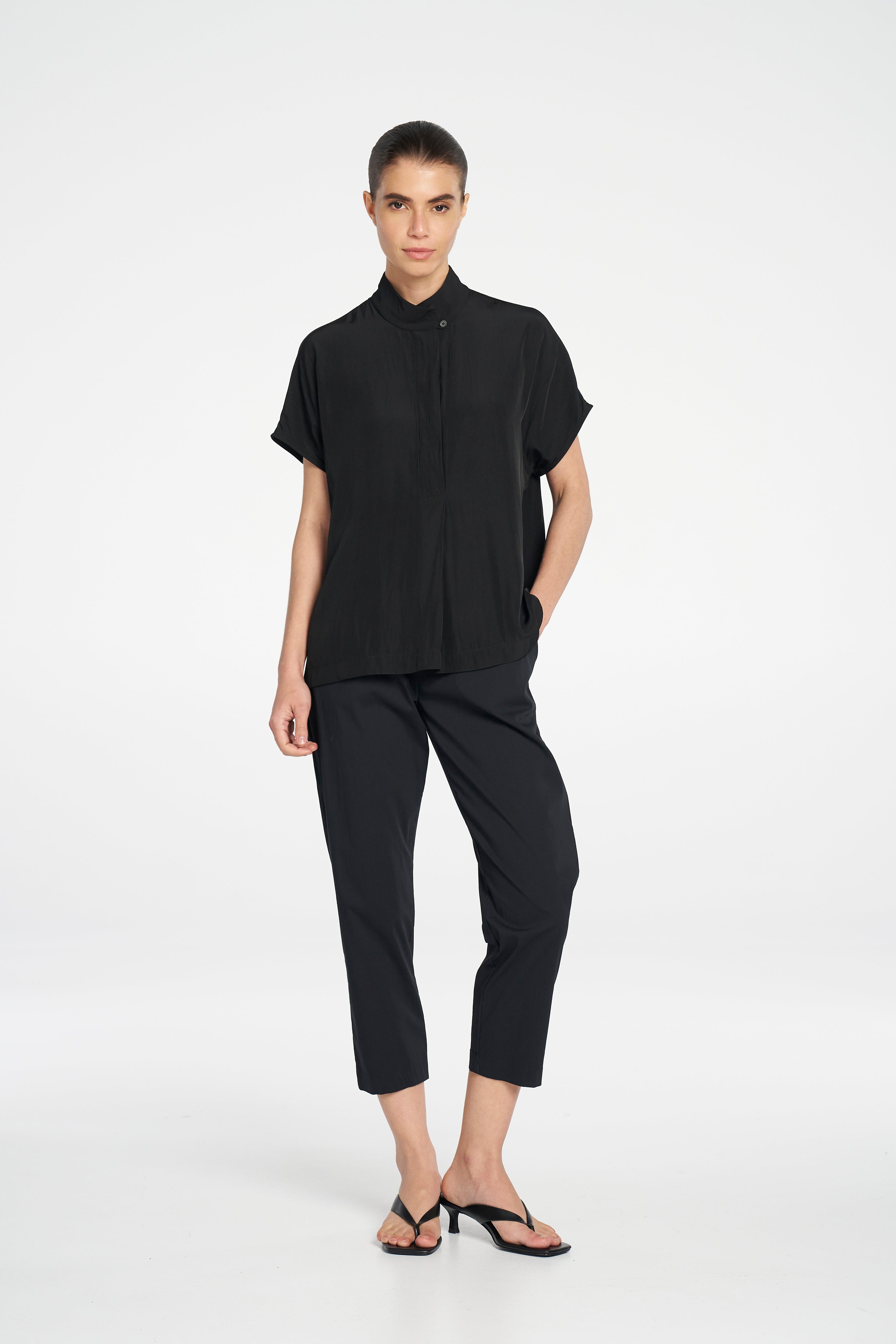 F67 8037 FUNNEL SHELL - Mela Purdie