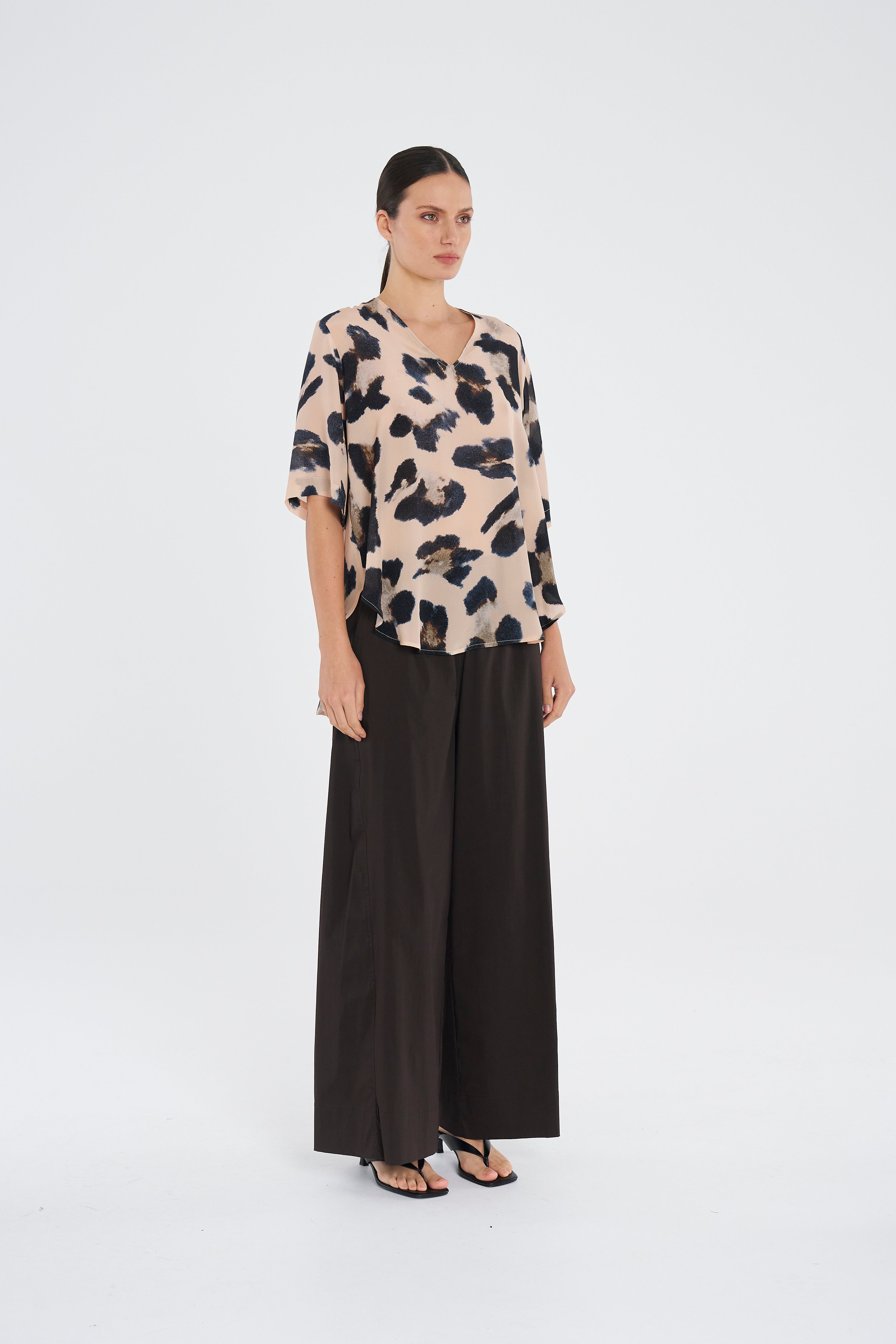 F855 8839 SWISH PLAZA TOP