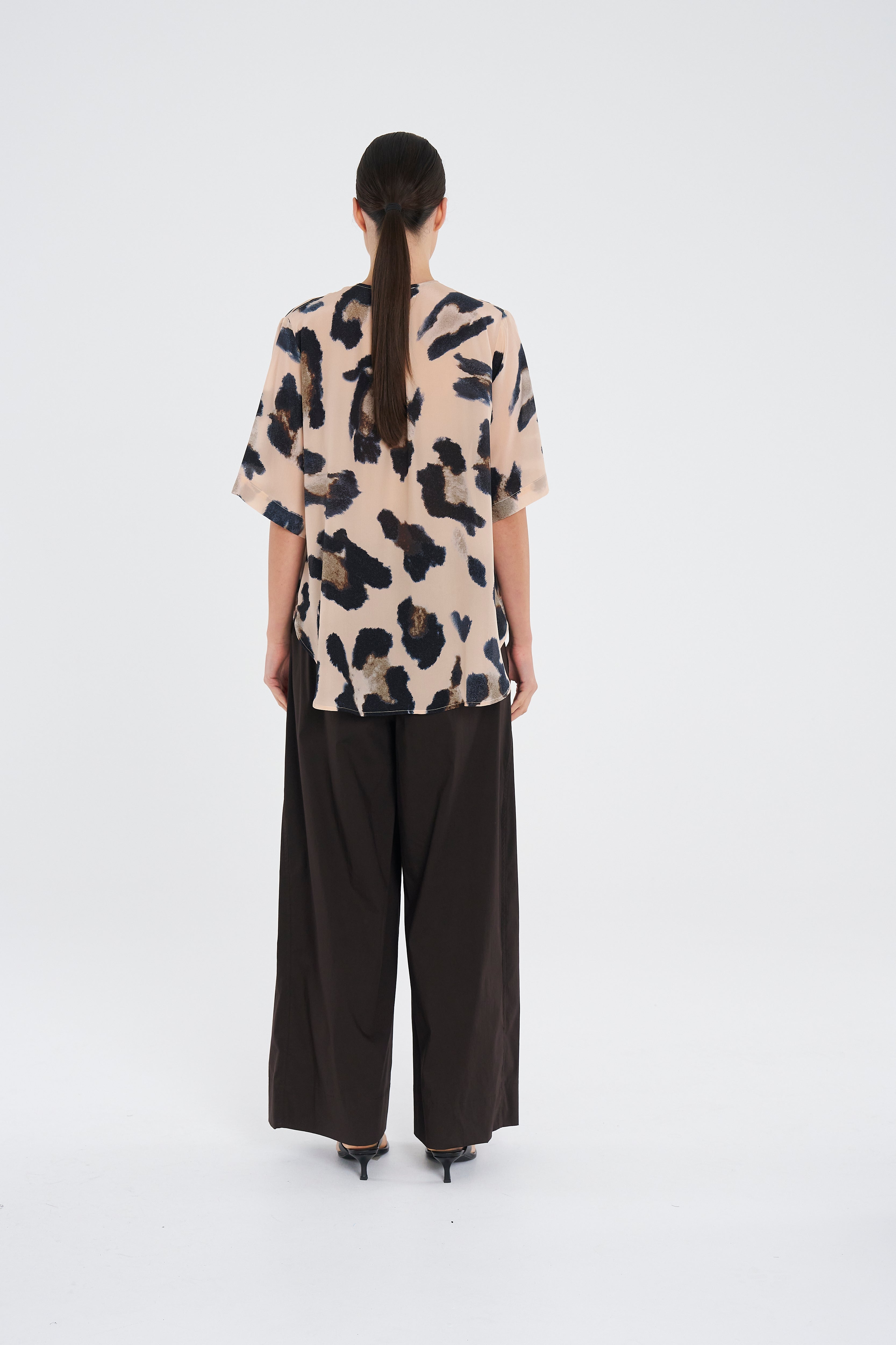 F855 8839 SWISH PLAZA TOP