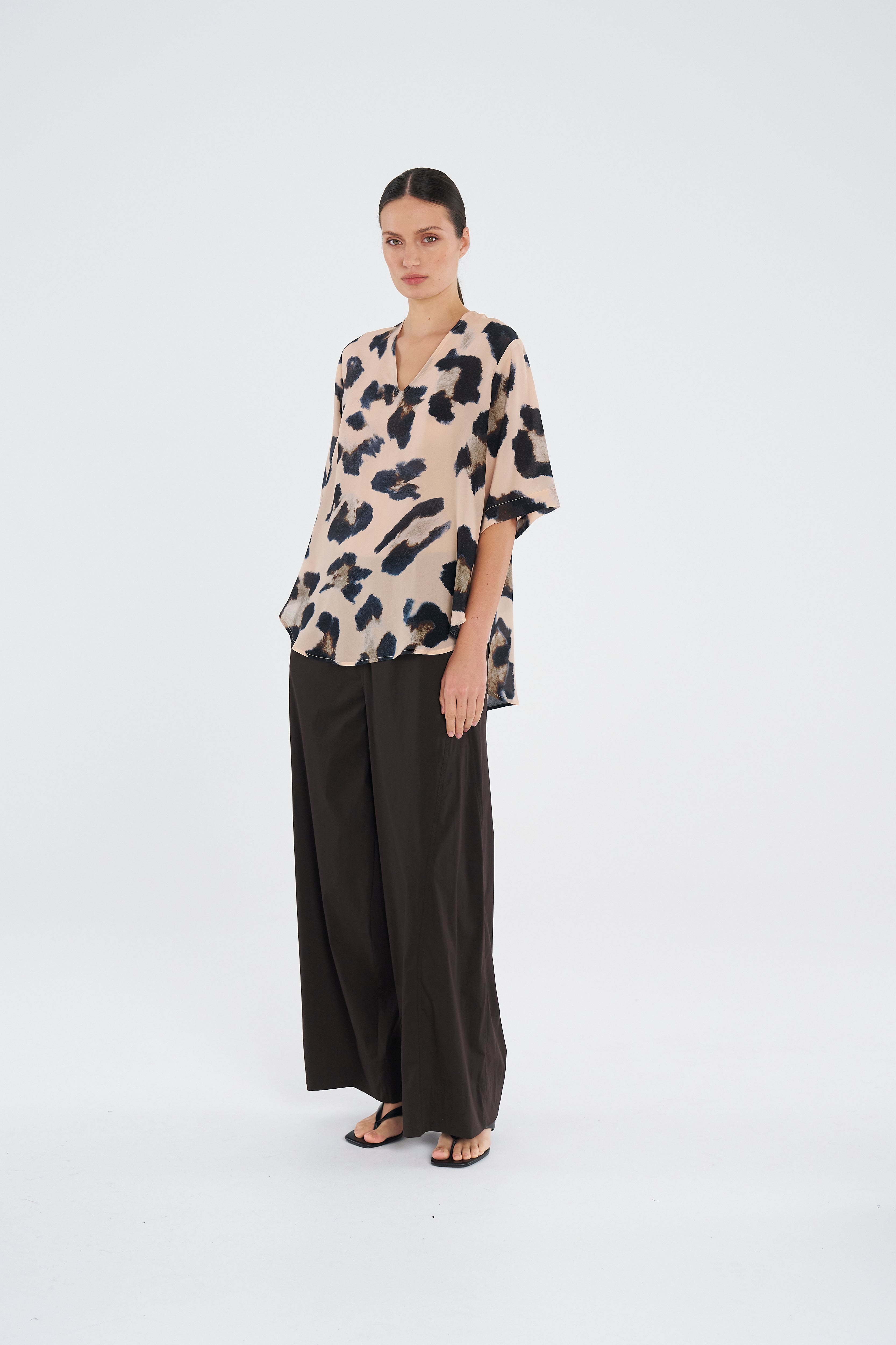 F855 8839 SWISH PLAZA TOP
