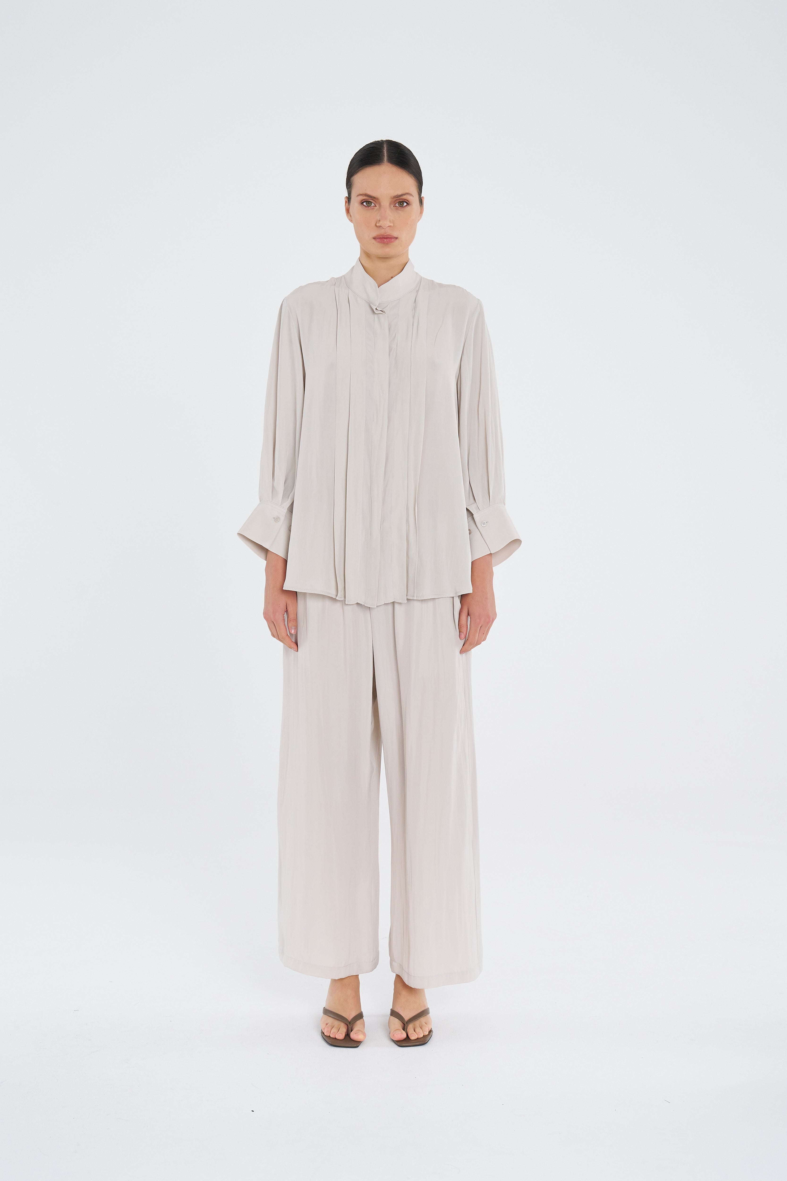 F67 8946 FOLDED BLOUSE