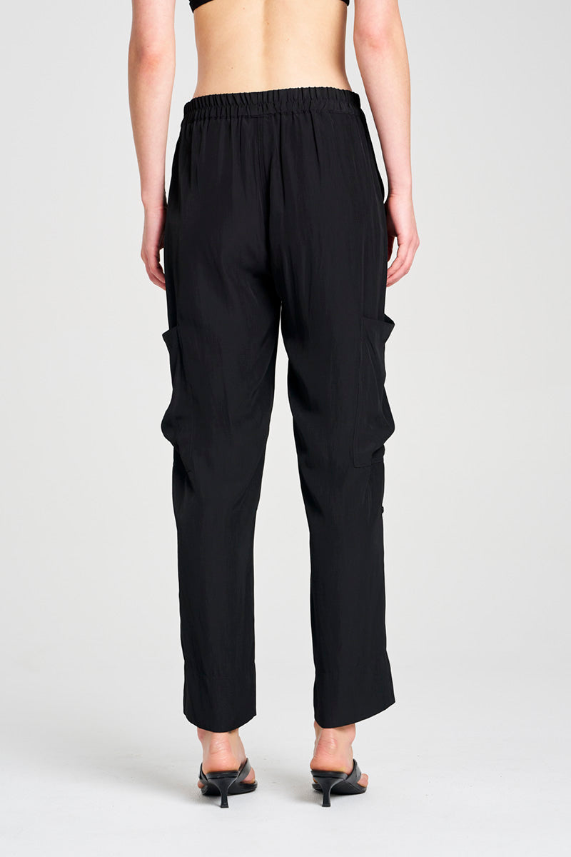 F67 1650 SOFT CARGO