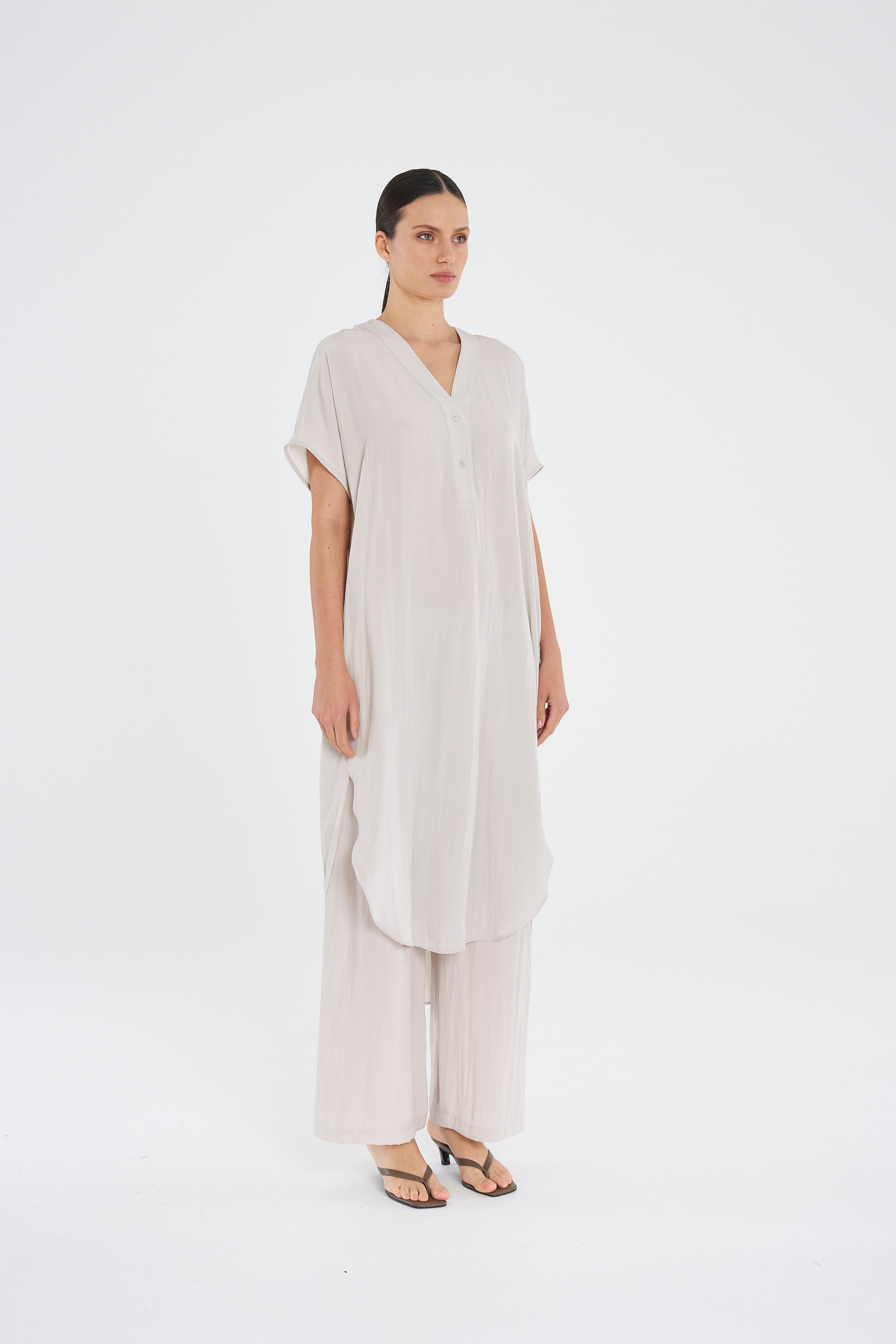 F67 3049 WEDGE TAB DRESS